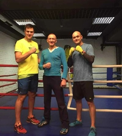 Тренировки по боксу групповые  Клуб единоборств "Груша" (12 тренировок) - купить в База-Куяново